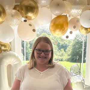 Meet your Posher, Allison